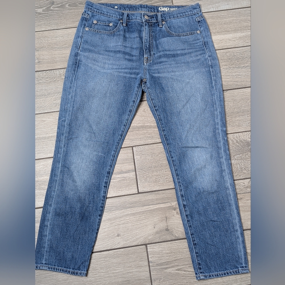 GAP Soft Blue Denim Jeans 1969 Style Size 28